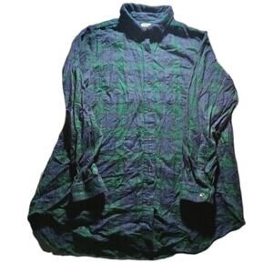 LL Bean Distressed Relaxed Fit Button Up Shirt Women's Size XL